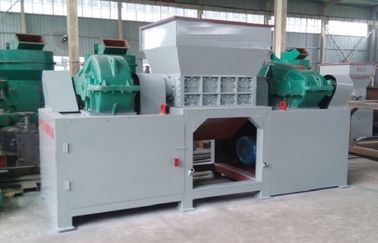 चीन Shred Wood Pallet Wood Crusher Machine 3-6T/H Capacity आपूर्तिकर्ता